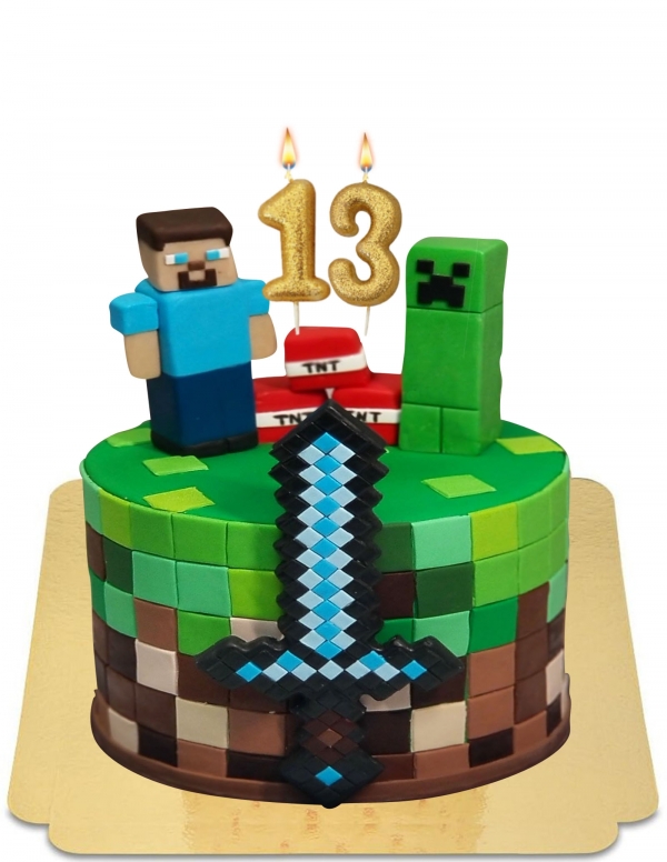  Minecraft zwaard en beeldje cake in vegan marsepein, glutenvrij - 53